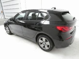 BMW 1-serie 1.5I picture 5