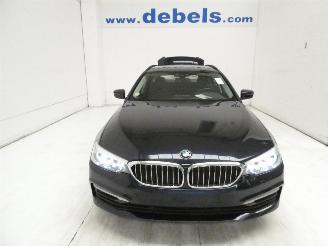 Vaurioauto  passenger cars BMW 5-serie 2.0D 5-REEKS 2019/1