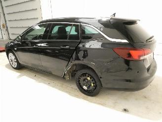 Opel Astra 1.6 INNOVATION picture 5