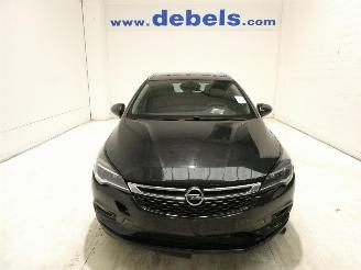 Coche accidentado Opel Astra 1.6 INNOVATION 2019/9