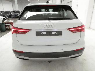 Audi Q3  picture 6