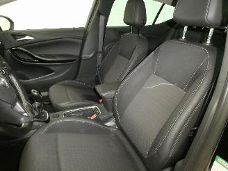 Opel Astra 1.6D INNOVATION picture 19