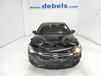 Coche accidentado Opel Astra 1.6D INNOVATION 2017/3