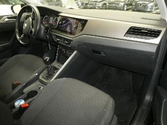 Volkswagen Polo 2.2D MFORTLINE picture 9