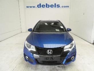 Vaurioauto  passenger cars Honda Civic 1.6D TOURER ELEGANC 2015/8
