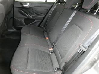 Ford Focus ST LINE 125 PK picture 16