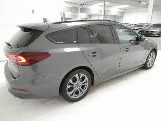 Ford Focus ST LINE 125 PK picture 8