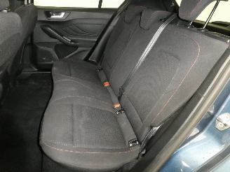 Ford Focus ST LINE 125 PK picture 17