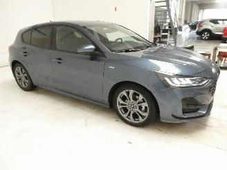 Ford Focus ST LINE 125 PK picture 11