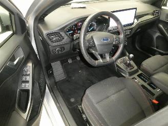 Ford Focus ST LINE 125 PK picture 13