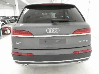 Audi Q7 ATTRACTION picture 8
