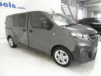 Opel Vivaro 1.5D C picture 12