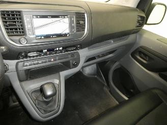 Opel Vivaro 1.5D C picture 14