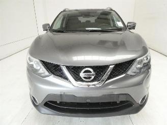 Nissan Qashqai MOTORSCHADE picture 2