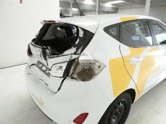 Ford Fiesta TREND picture 6