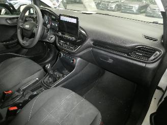 Ford Fiesta TREND picture 10