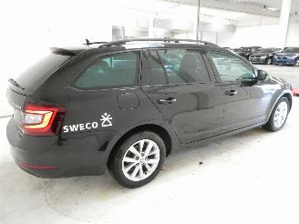 Skoda Octavia COMBO picture 7