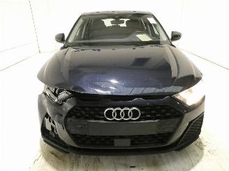 Audi A1 1.0 picture 2