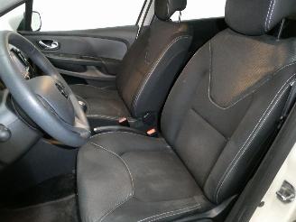 Renault Clio 1.5D IV GRANDTOUR EX picture 20