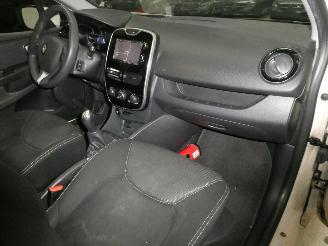 Renault Clio 1.5D IV GRANDTOUR EX picture 16