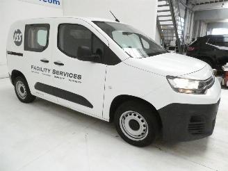 Citroën Berlingo VAN SWB PURE TECH picture 13