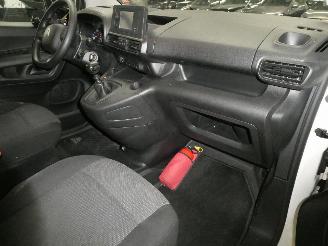 Citroën Berlingo VAN SWB PURE TECH picture 14