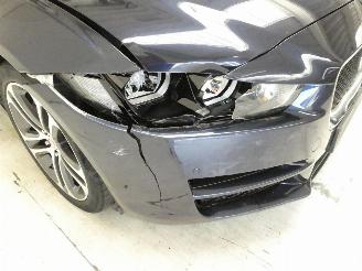 Jaguar XE 2.0D picture 8