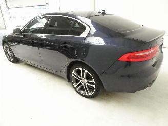 Jaguar XE 2.0D picture 4