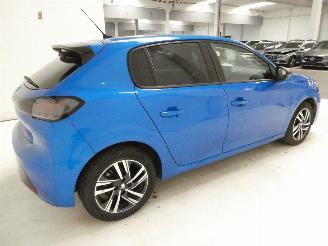 Peugeot 208 II ALLURE picture 8