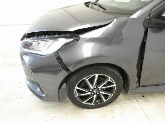 Toyota Yaris  picture 4