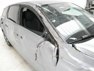 Peugeot 308 III ALLURE picture 10