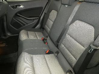 Mercedes GLA 180 picture 15