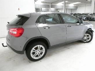 Mercedes GLA 180 picture 6