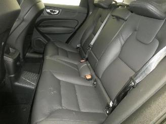 Volvo Xc-60 R-DESIGN picture 16
