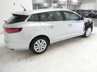 Renault Mégane IV GRANDTOUR picture 9