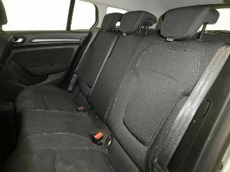 Renault Mégane IV GRANDTOUR picture 19