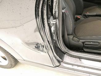 Mini Cooper 1.5 picture 9