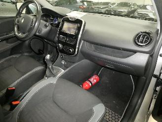 Renault Clio IV GRANDTOUR DY picture 12