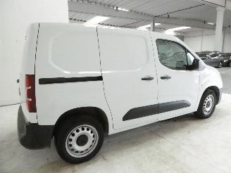 Opel Combo E CARGO picture 8
