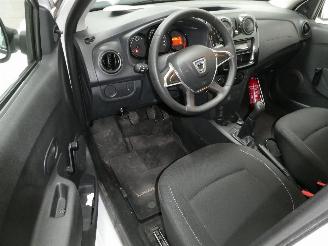 Dacia Logan  picture 13