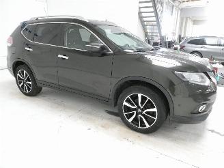 Nissan X-Trail 1.6D   TEKNA picture 10