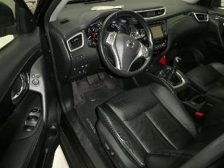 Nissan X-Trail 1.6D   TEKNA picture 14