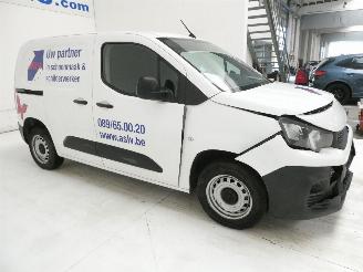 Peugeot Partner 1.5D PRO picture 10