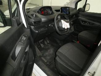 Peugeot Partner 1.5D PRO picture 14