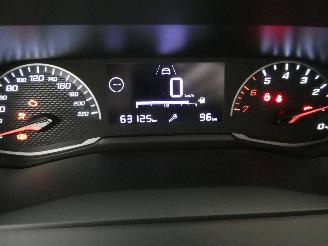 Peugeot 208 II LIKE picture 11