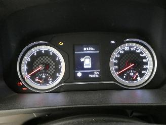 Hyundai I-20  picture 11