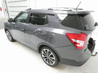 Ssang yong XLV  picture 6