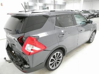Ssang yong XLV  picture 9