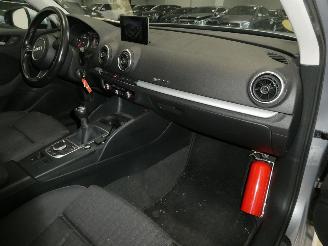 Audi A3 1.6D AMBITION picture 9
