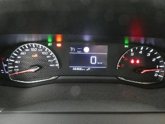 Peugeot 208 II ACTIVE picture 13